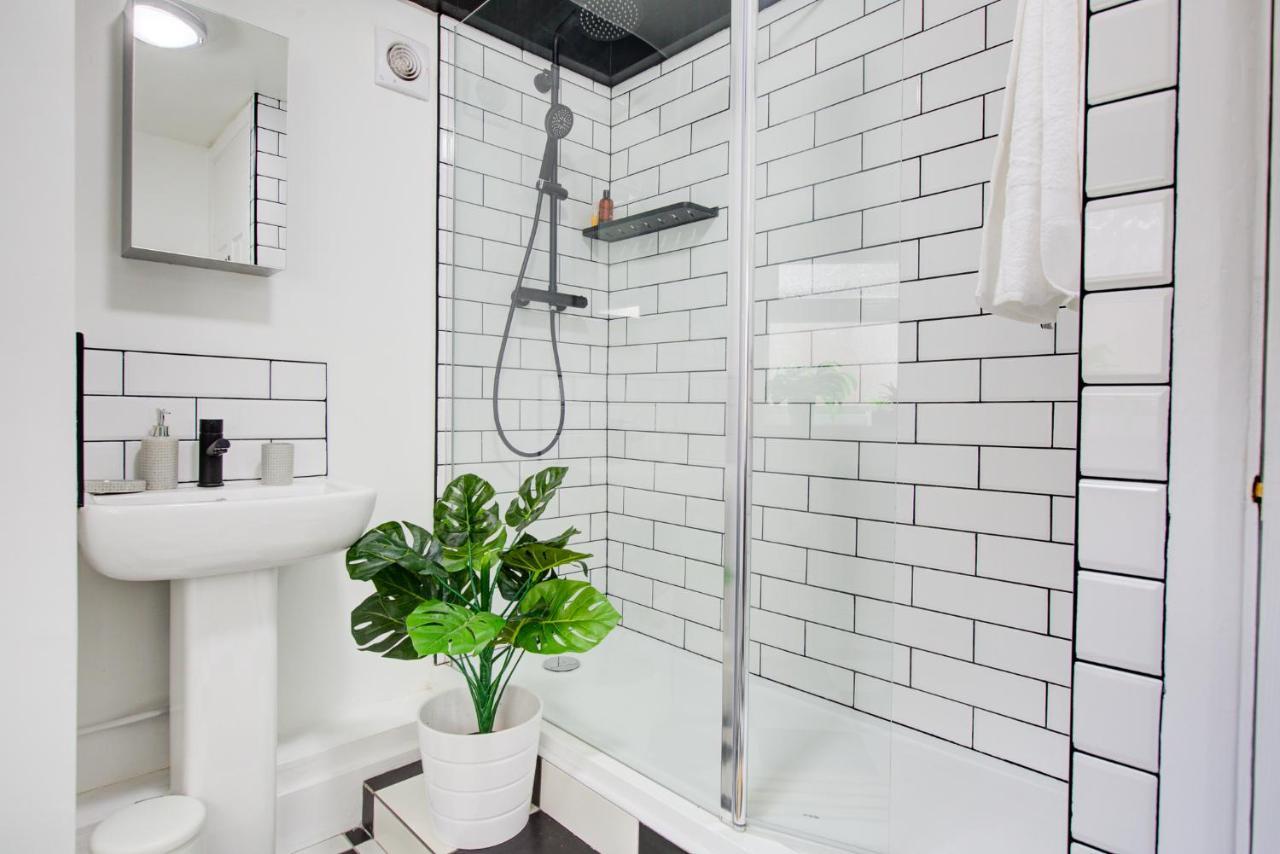 Statera Apartments - 2-Bed House In Stratford ロンドン エクステリア 写真